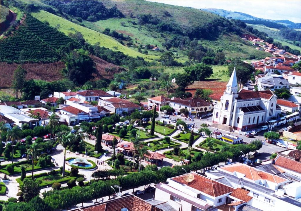 MIL GRAUS  Monte Sião MG